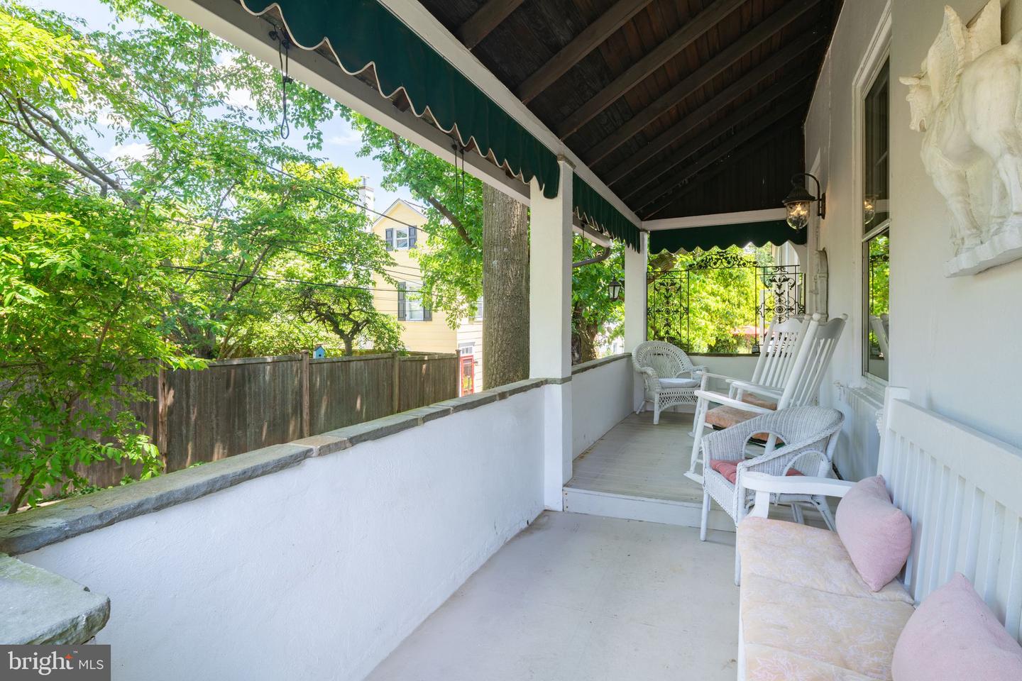 34 W Willow Grove Ave
