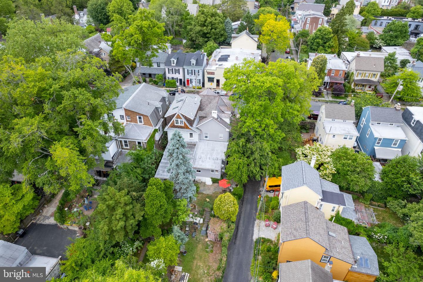 34 W Willow Grove Ave