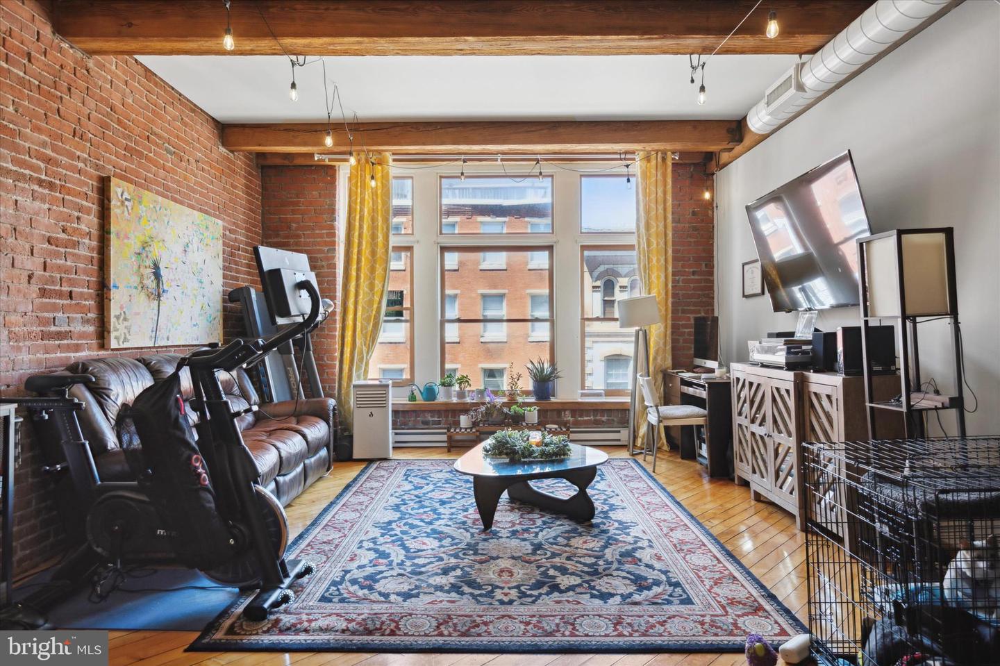 122-24 Chestnut St #401