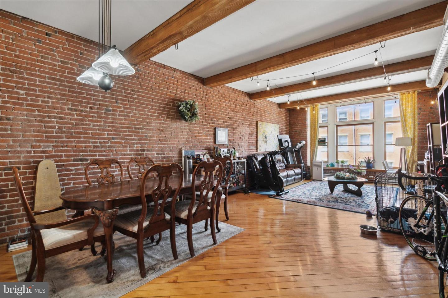 122-24 Chestnut St #401