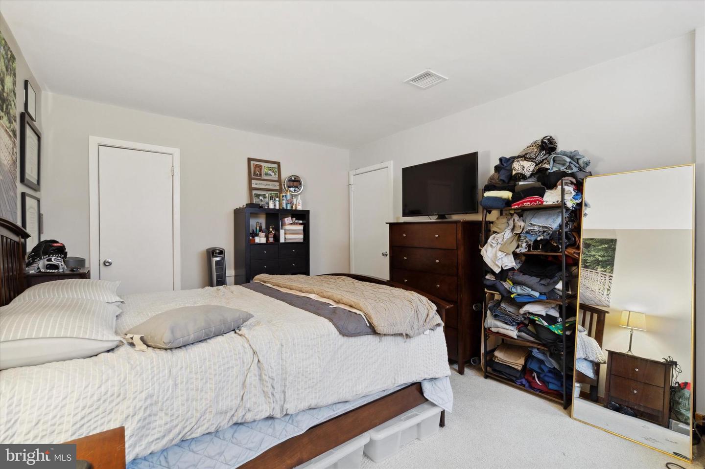 122-24 Chestnut St #401