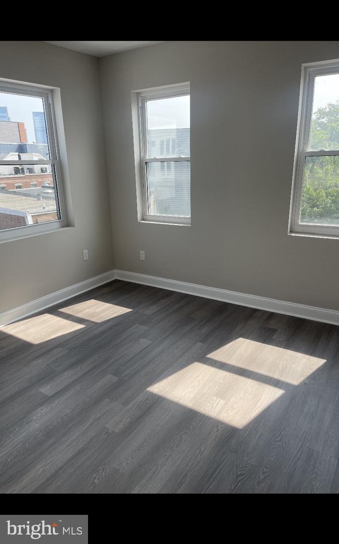 1826 Ridge Ave #3
