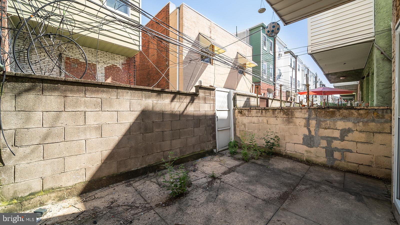 2111 S Rosewood St