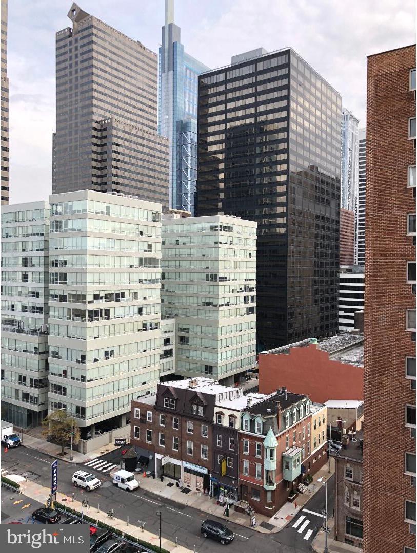 2101-17 Chestnut St #1420