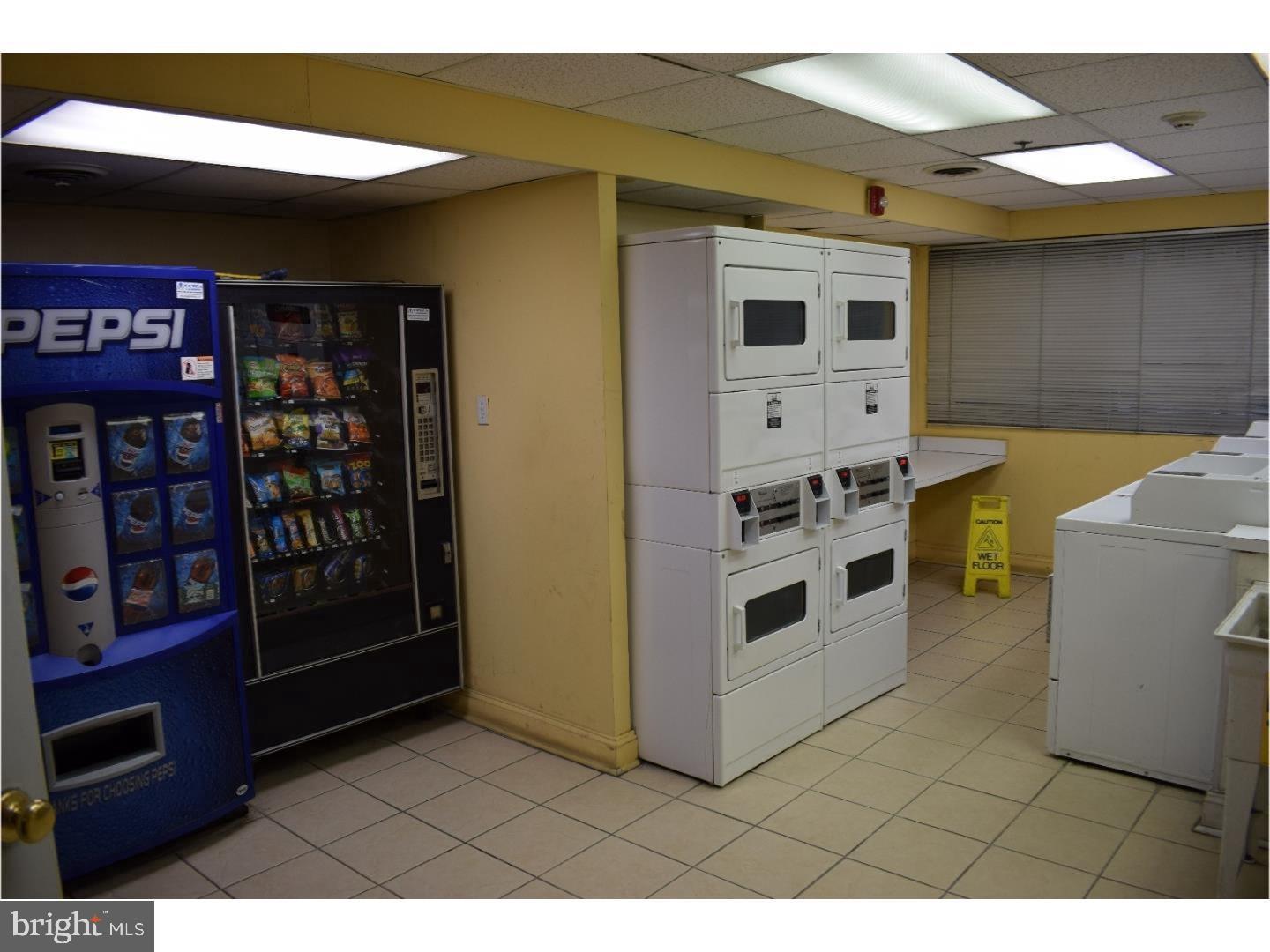 2101-17 Chestnut St #1420