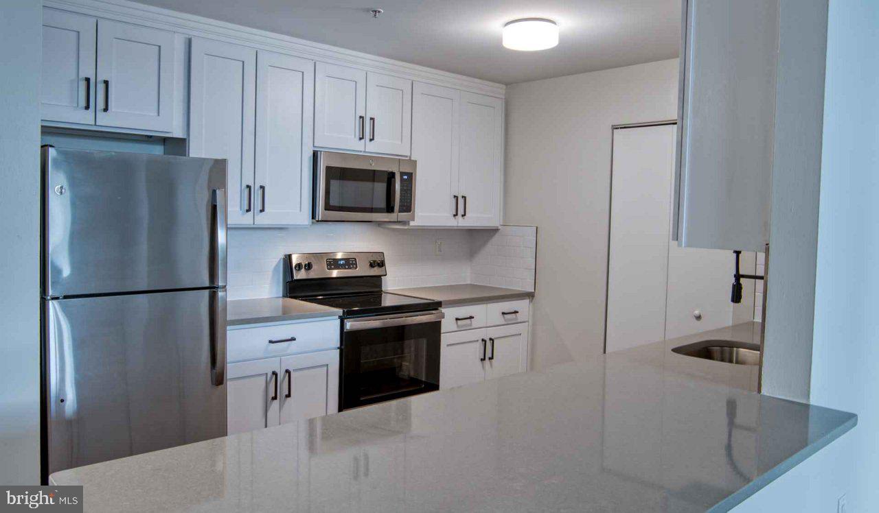 3131 Walnut St #3b-0001
