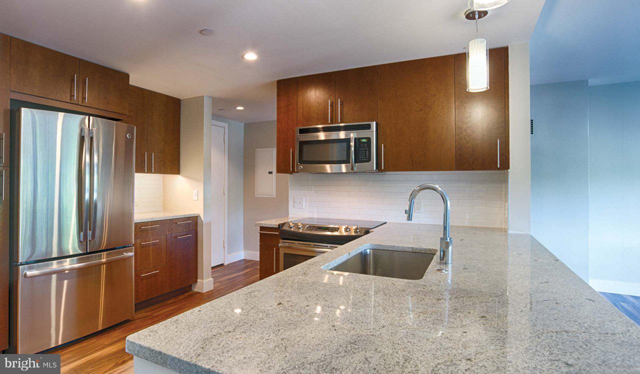 2200 Benjamin Franklin Pkwy #1b-00025