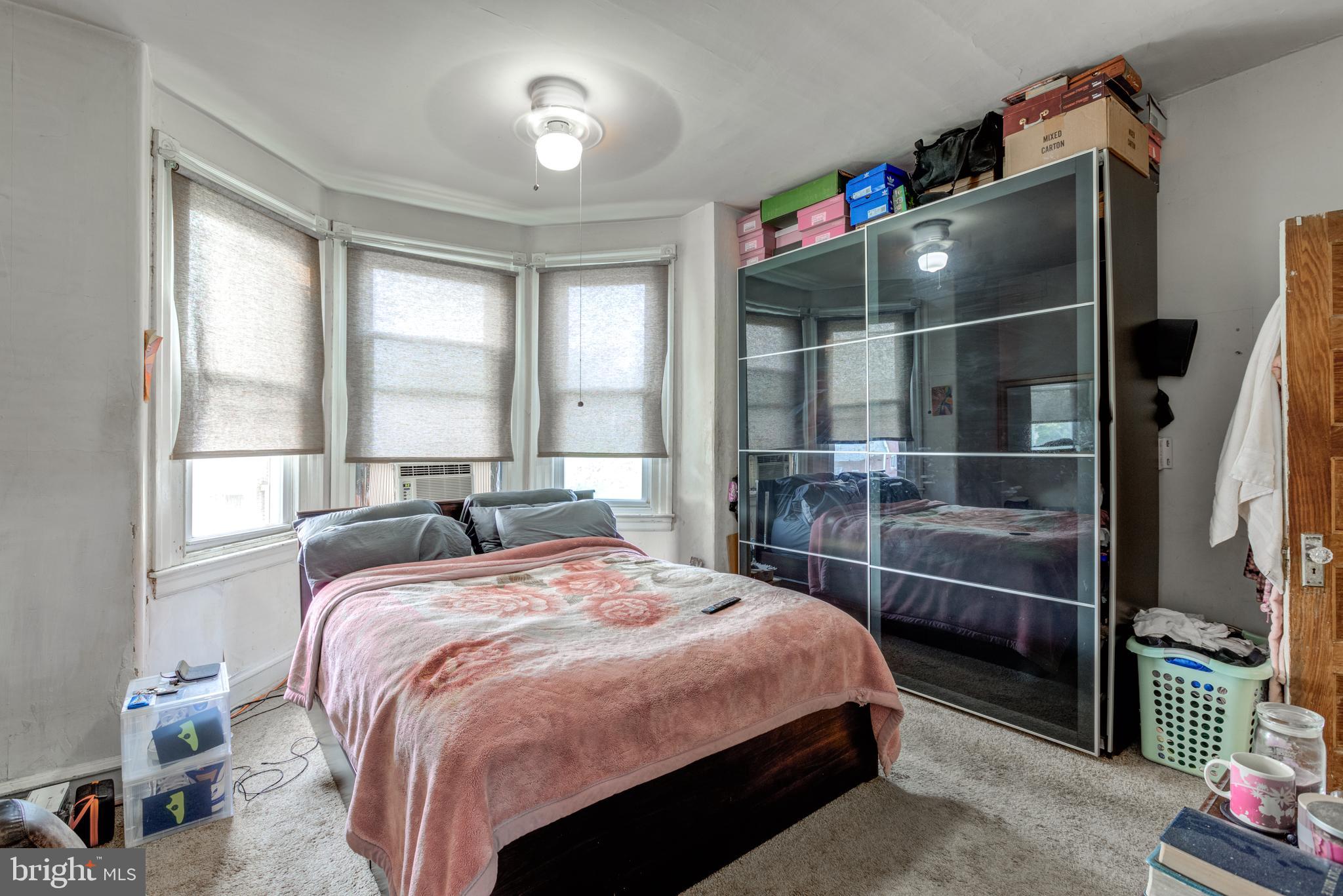 540 W Somerville Ave