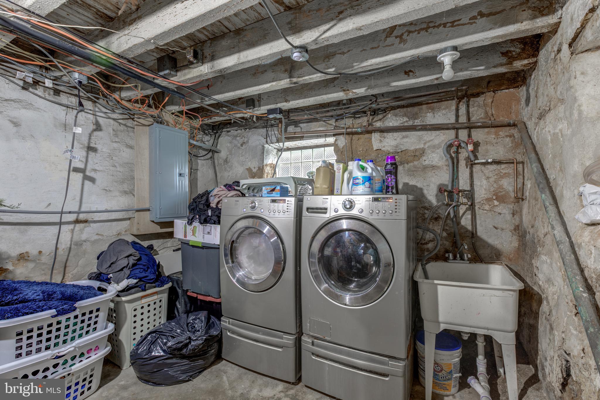 540 W Somerville Ave