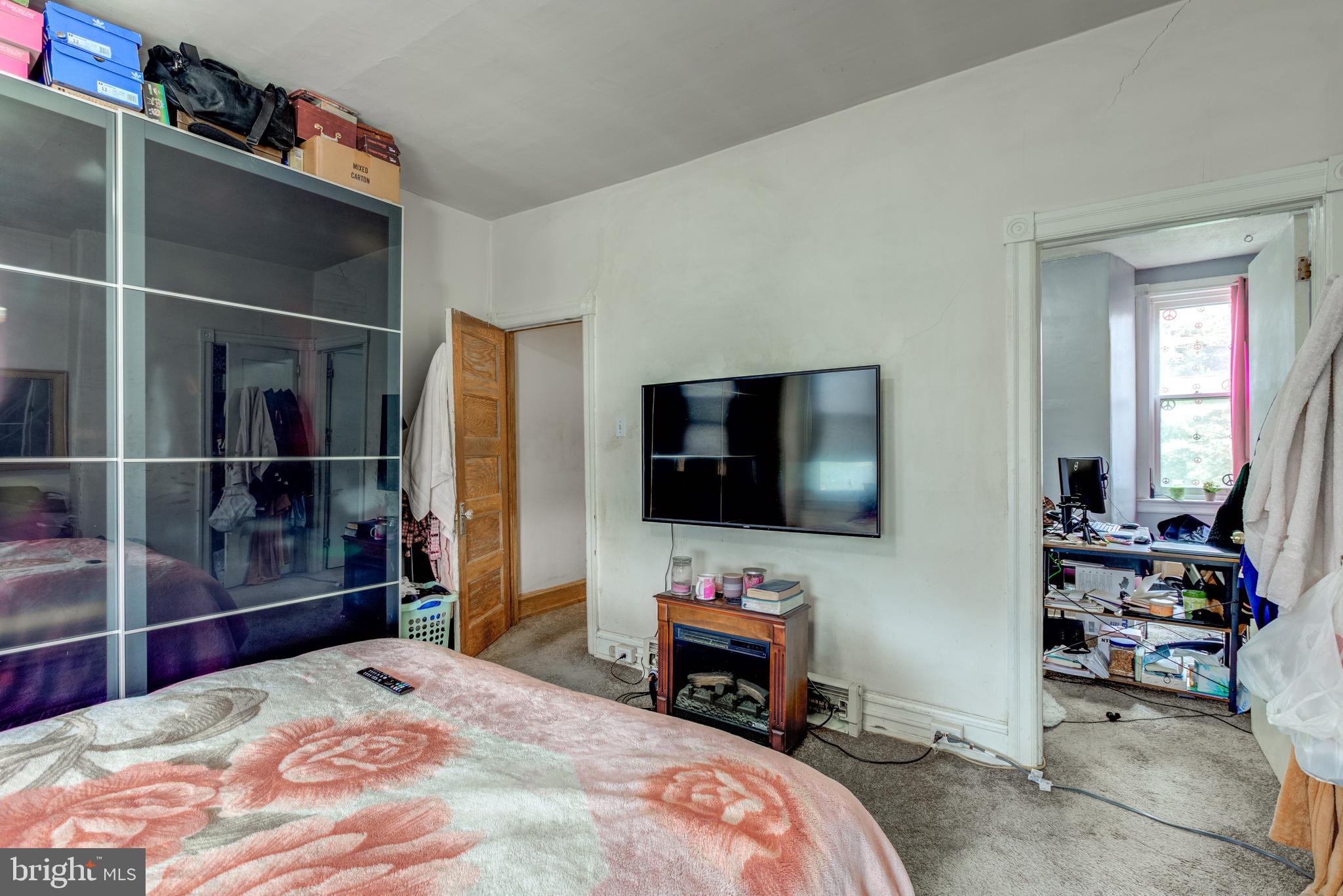 540 W Somerville Ave