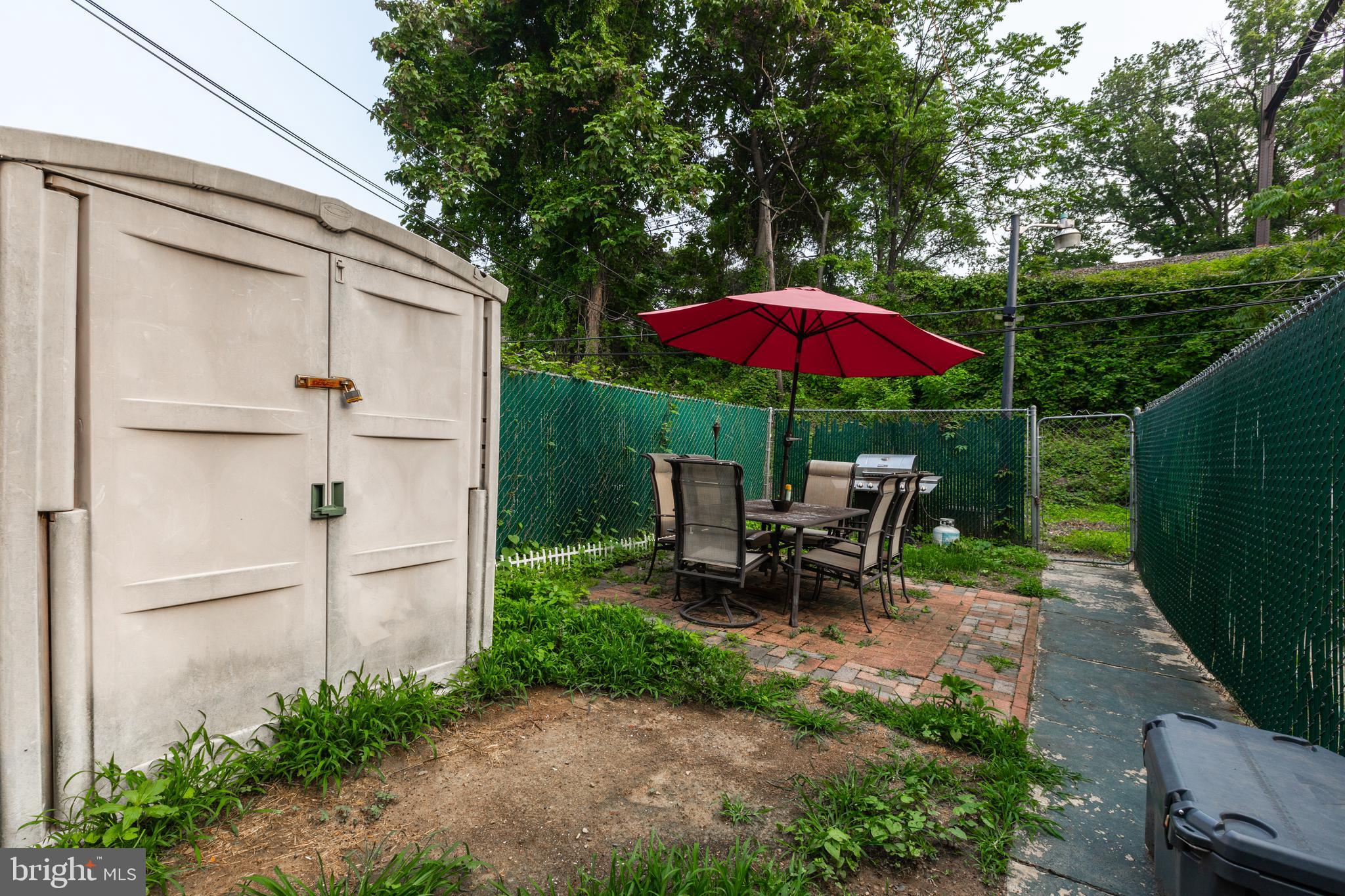 540 W Somerville Ave