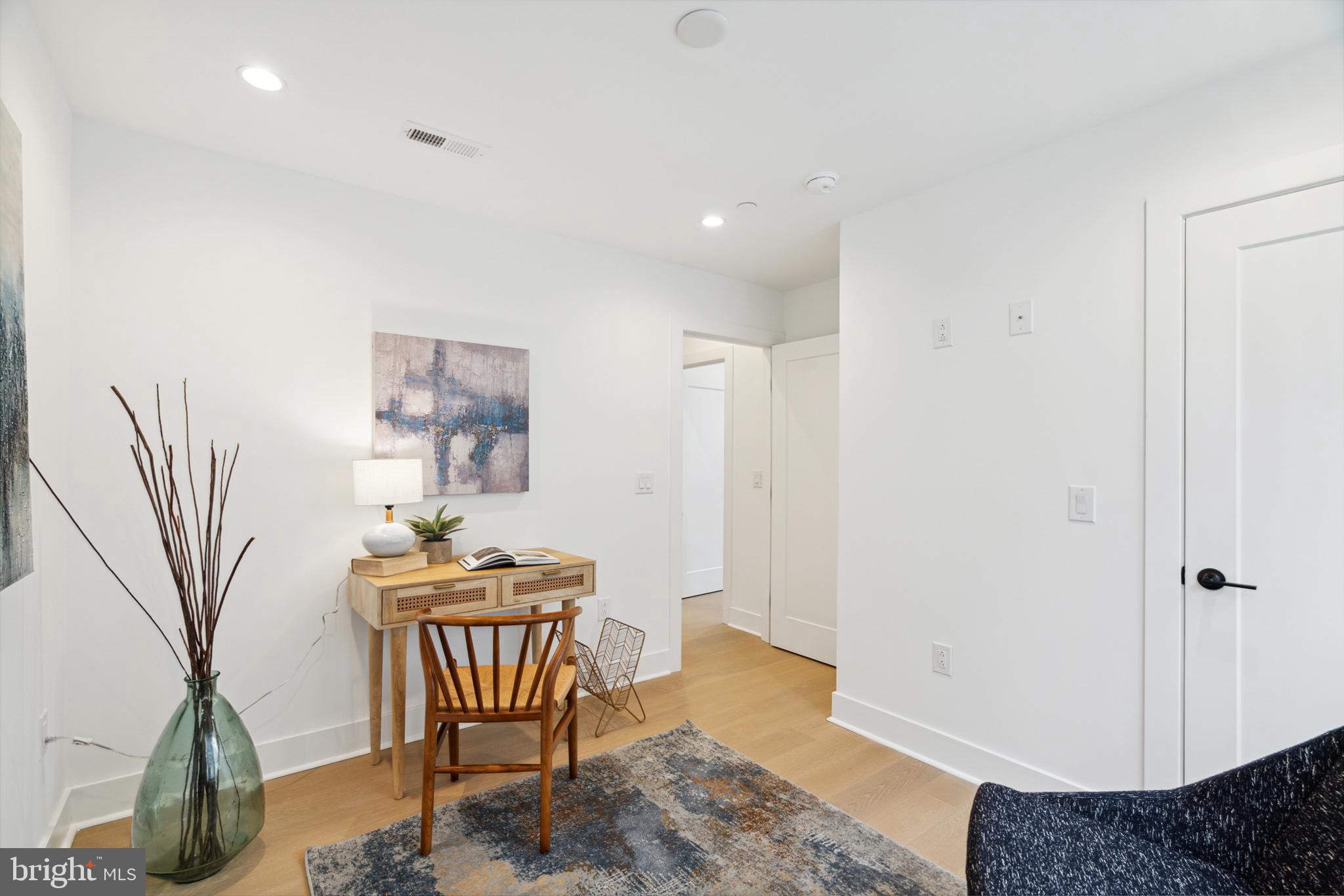 3600 Grant Ave #22