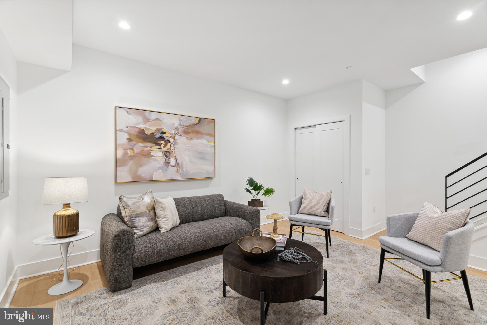 3600 Grant Ave #22
