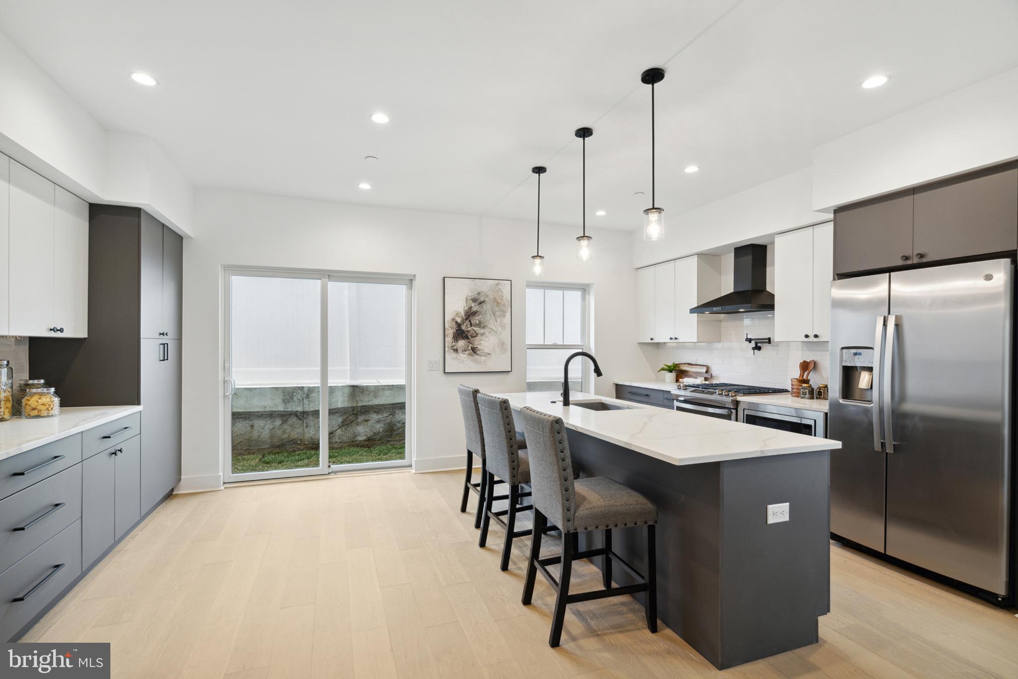 3600 Grant Ave #22