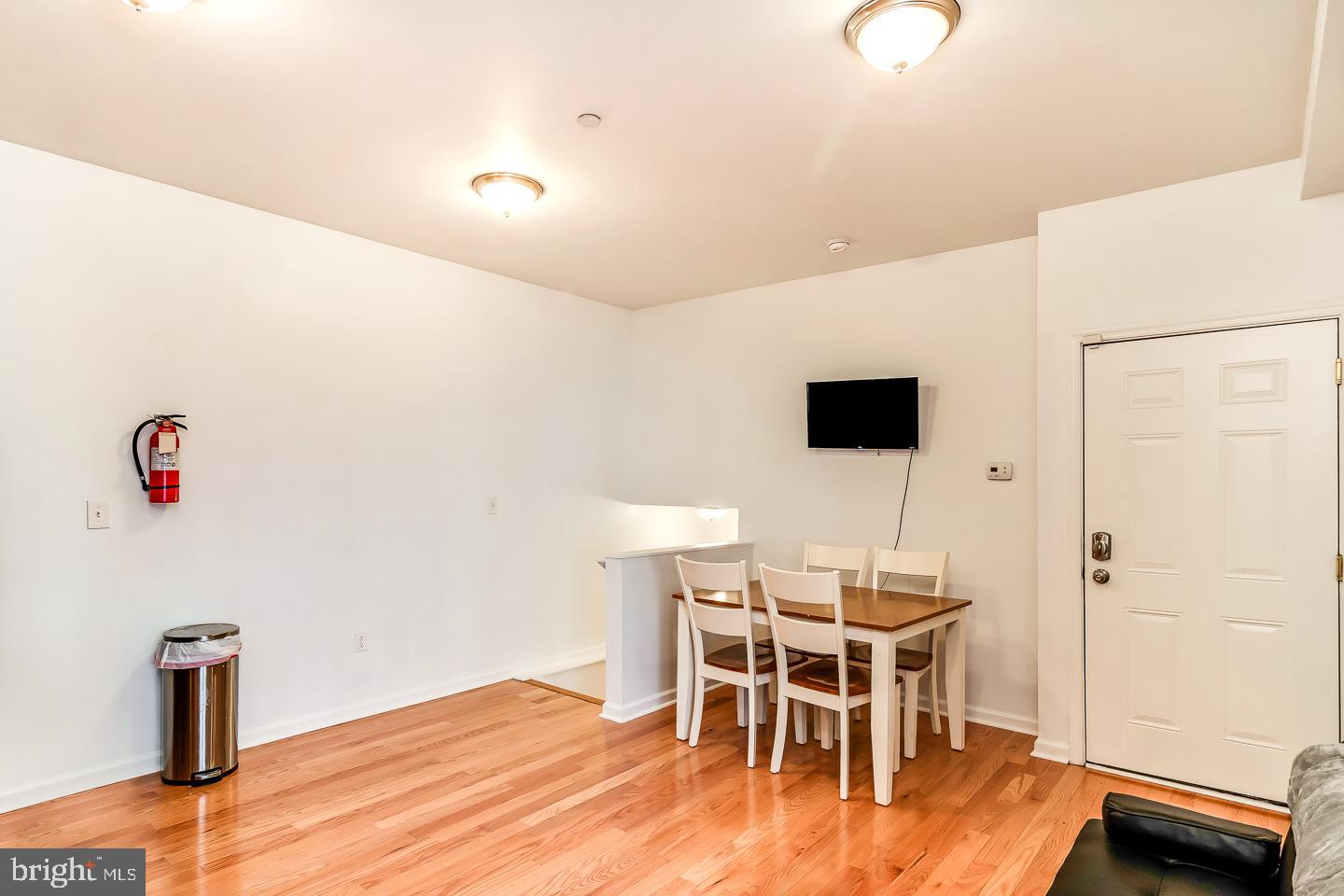 1511 W Susquehanna Ave #B