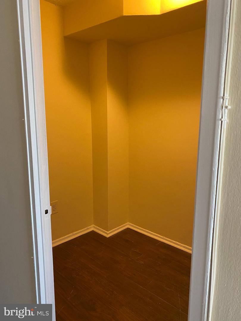 2101 Chestnut Street #1824