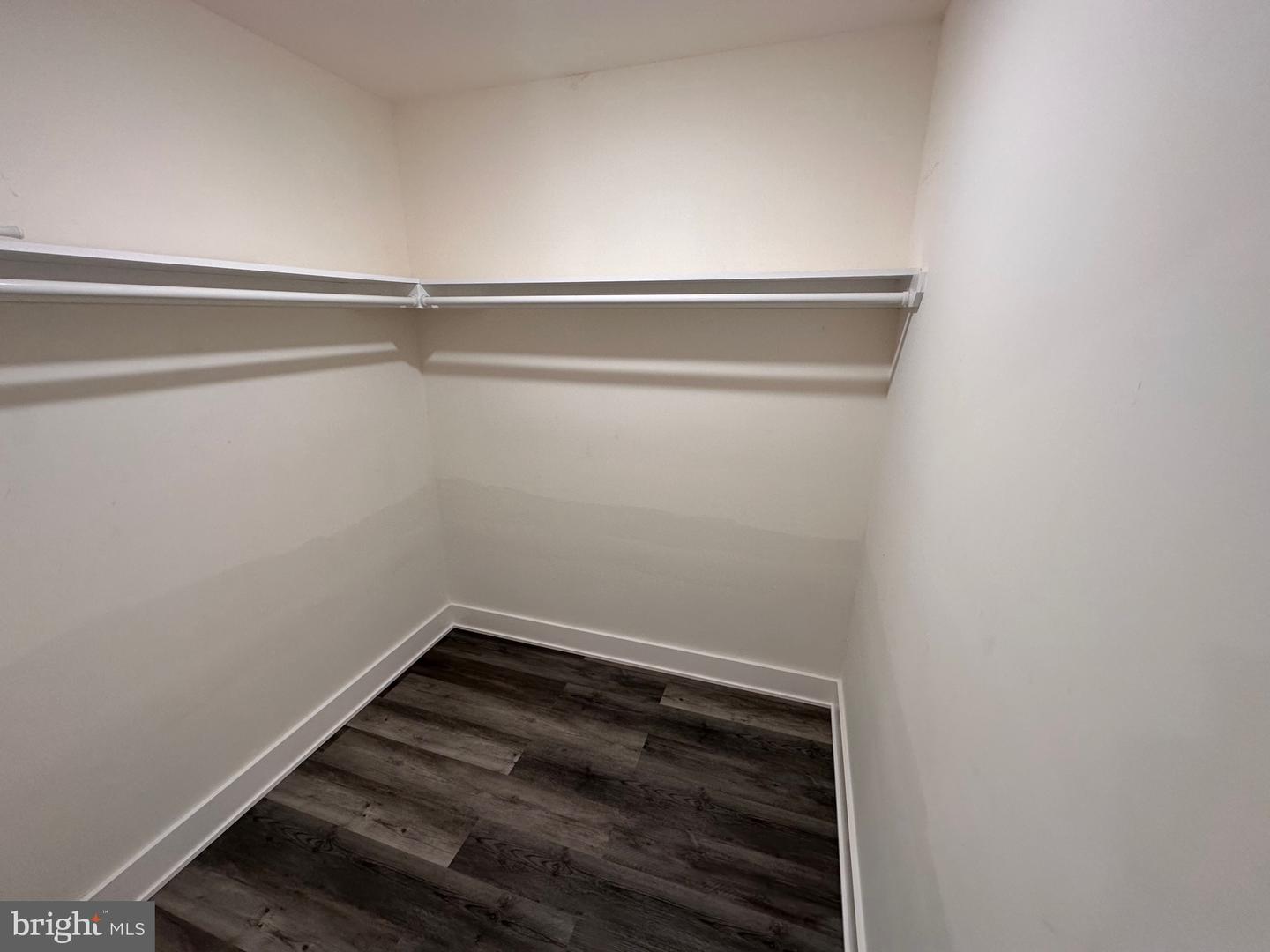 518 W Montgomery Ave #5