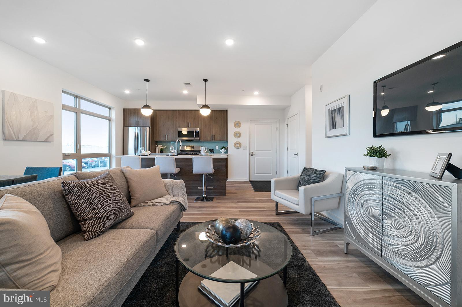 2031 E Lehigh Ave #21b