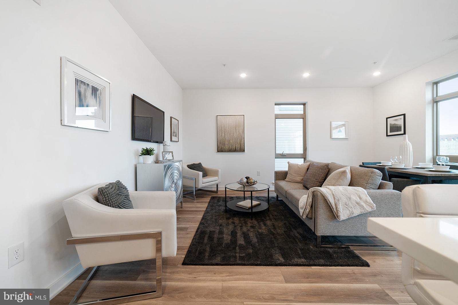 2031 E Lehigh Ave #21b