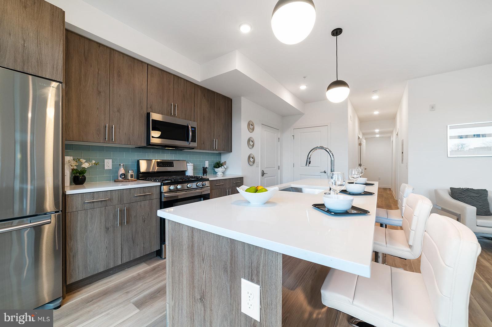 2031 E Lehigh Ave #21b