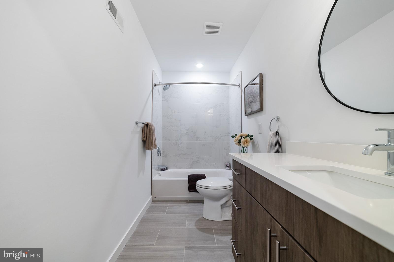 2031 E Lehigh Ave #21b