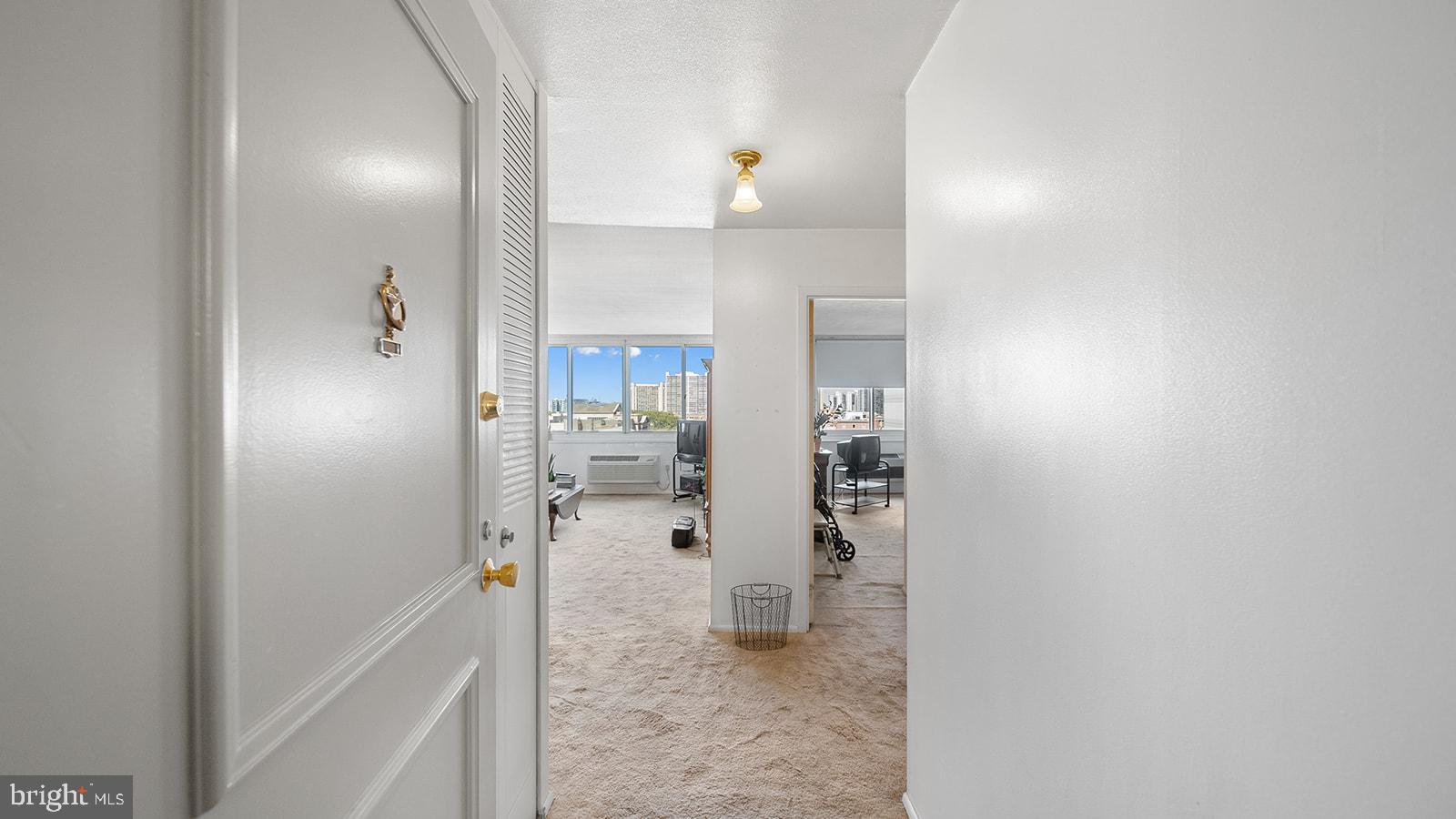 1901 John F Kennedy Blvd #922