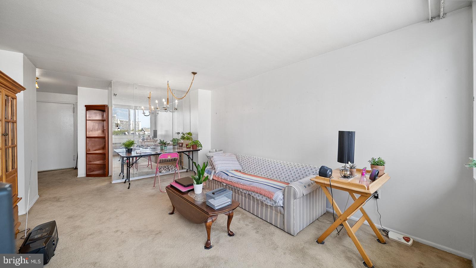 1901 John F Kennedy Blvd #922