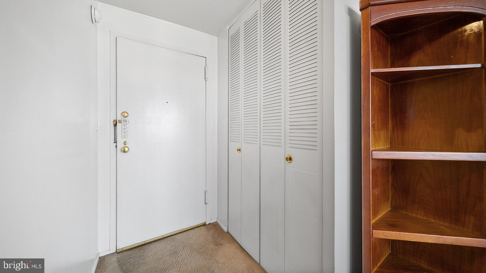 1901 John F Kennedy Blvd #922