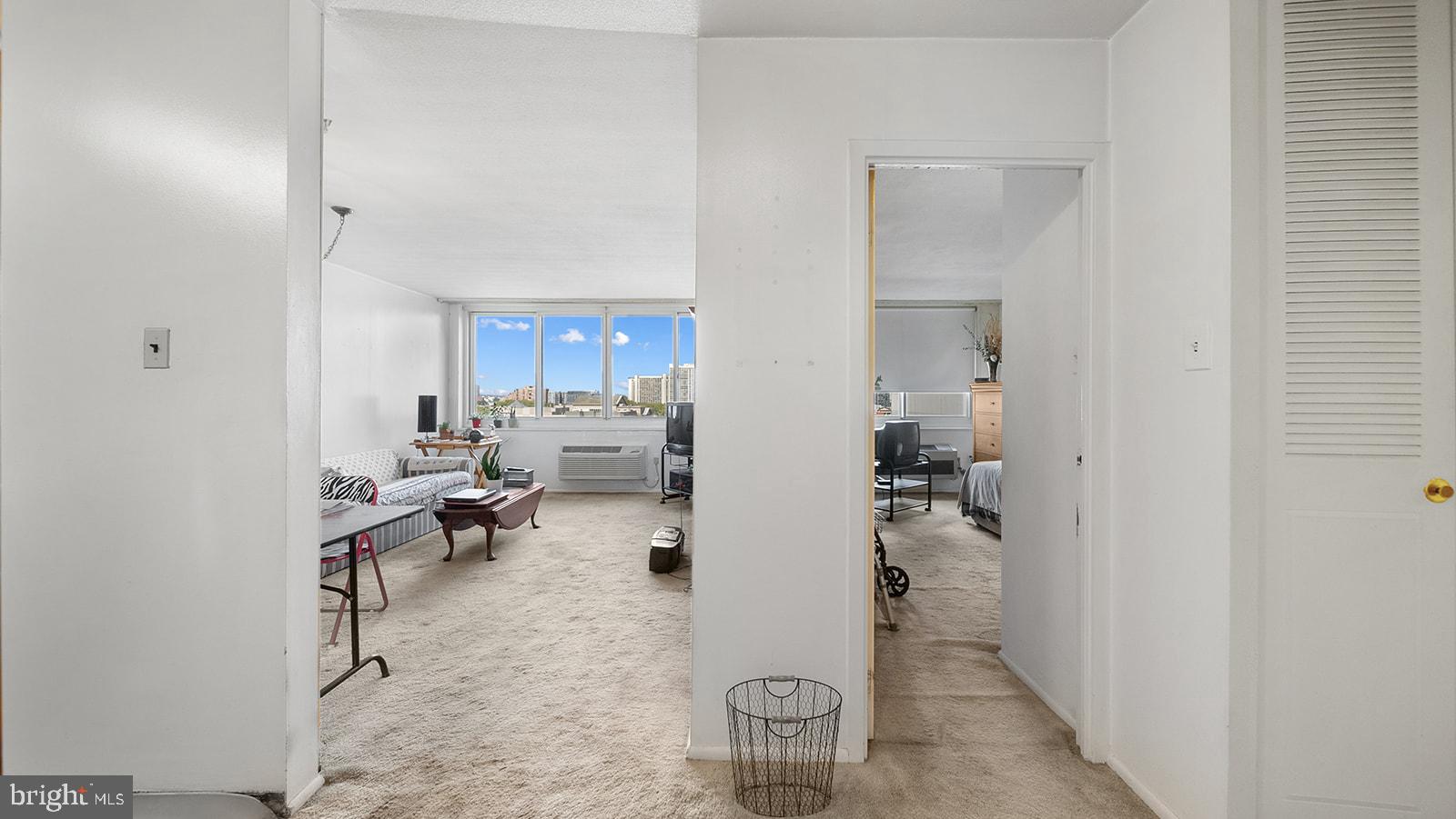 1901 John F Kennedy Blvd #922