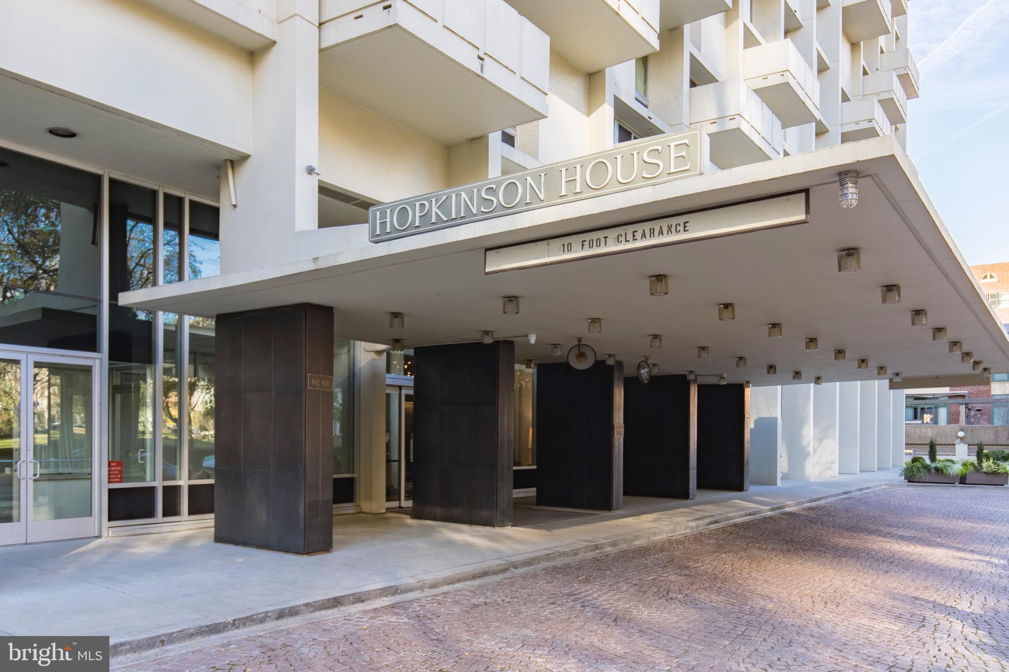 604-36 S Washington Sq #1817