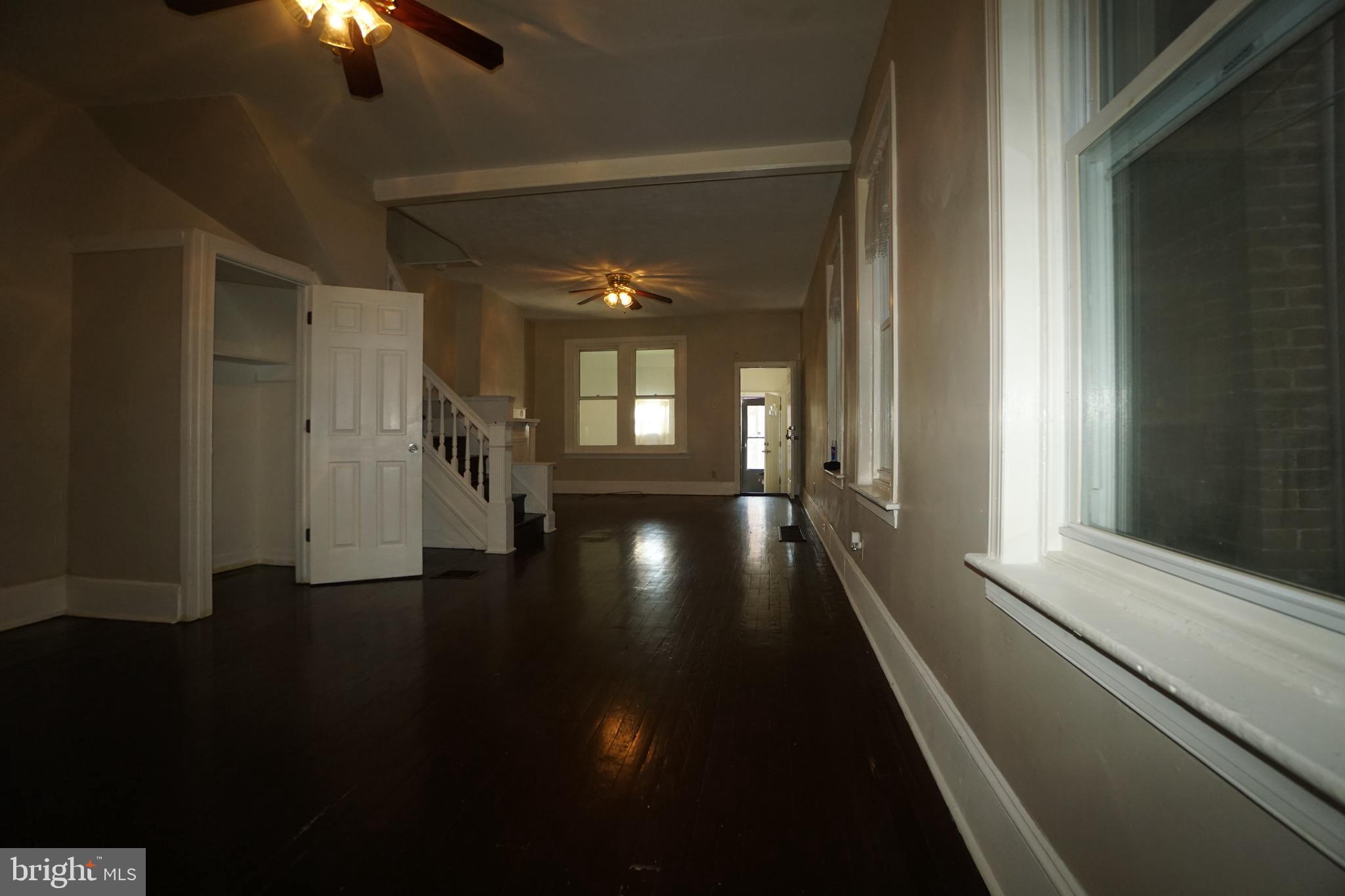 135 E Duval St