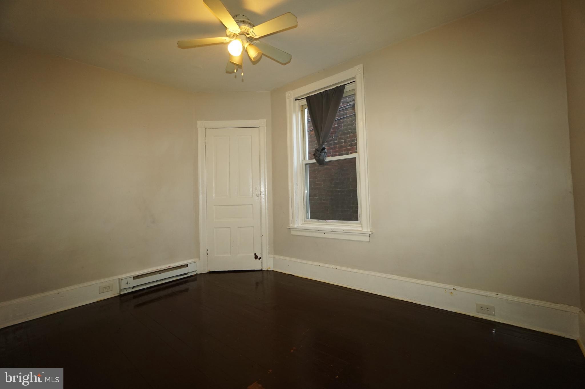135 E Duval St