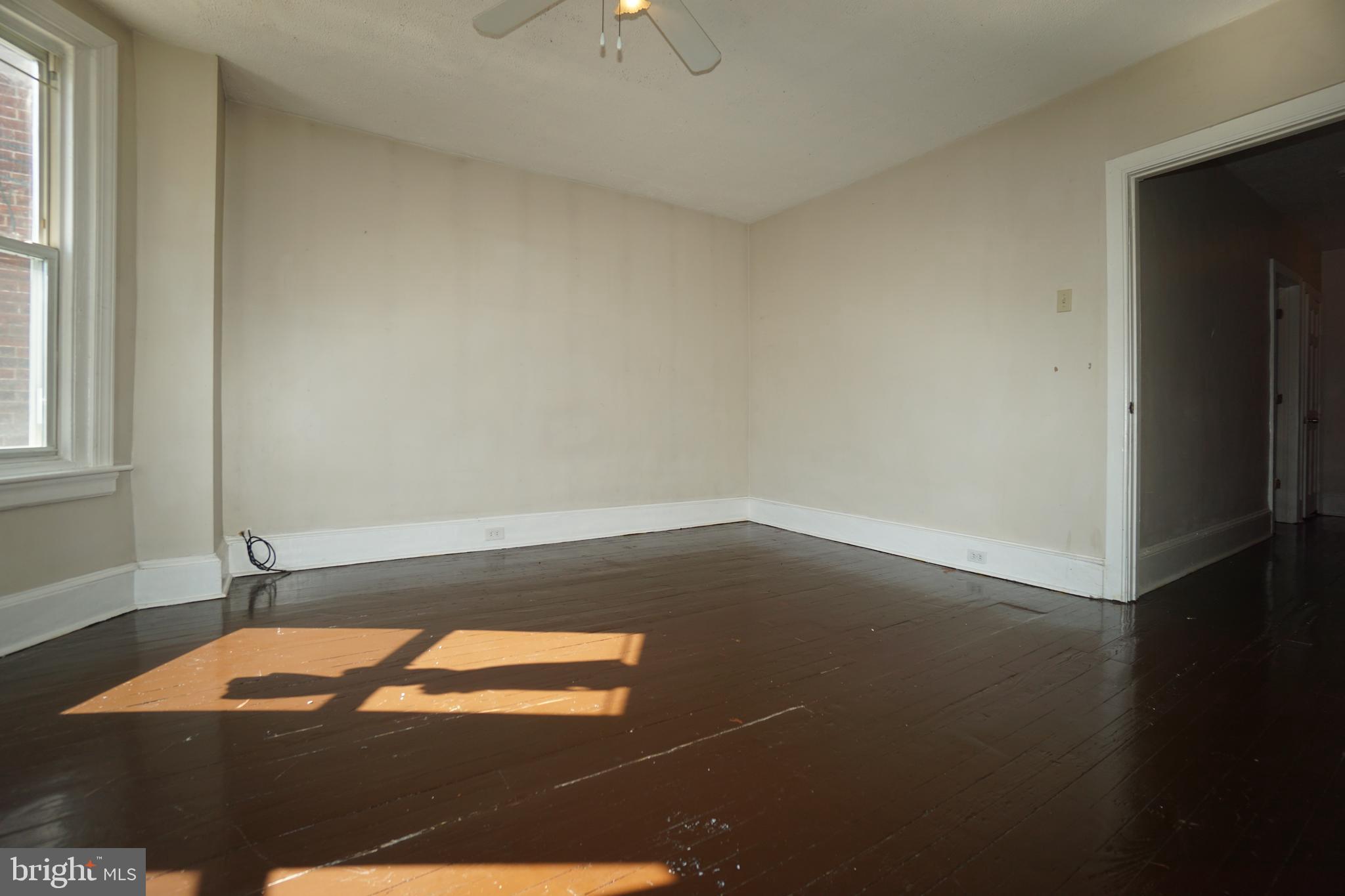 135 E Duval St