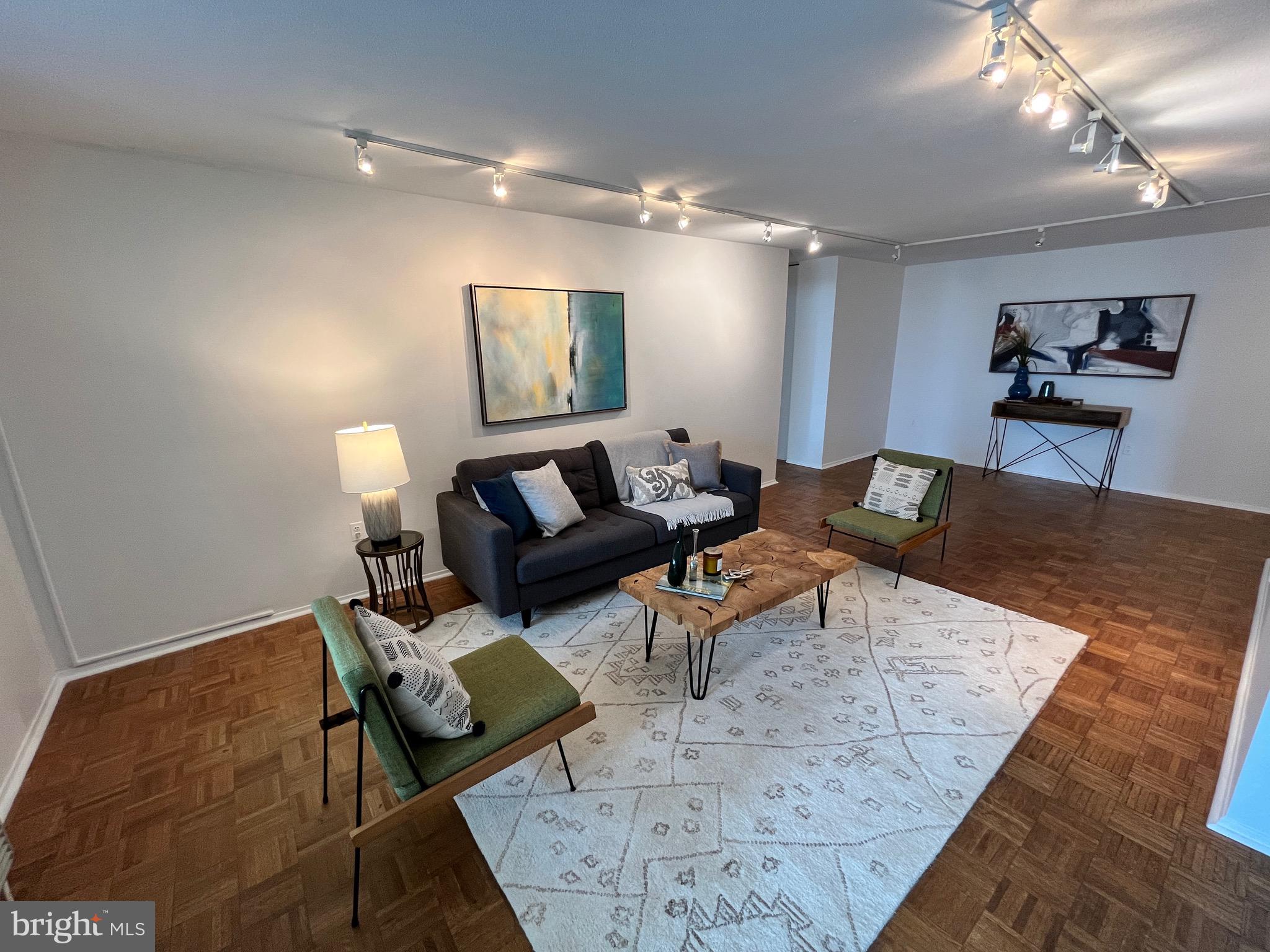 1919 Chestnut St #1320