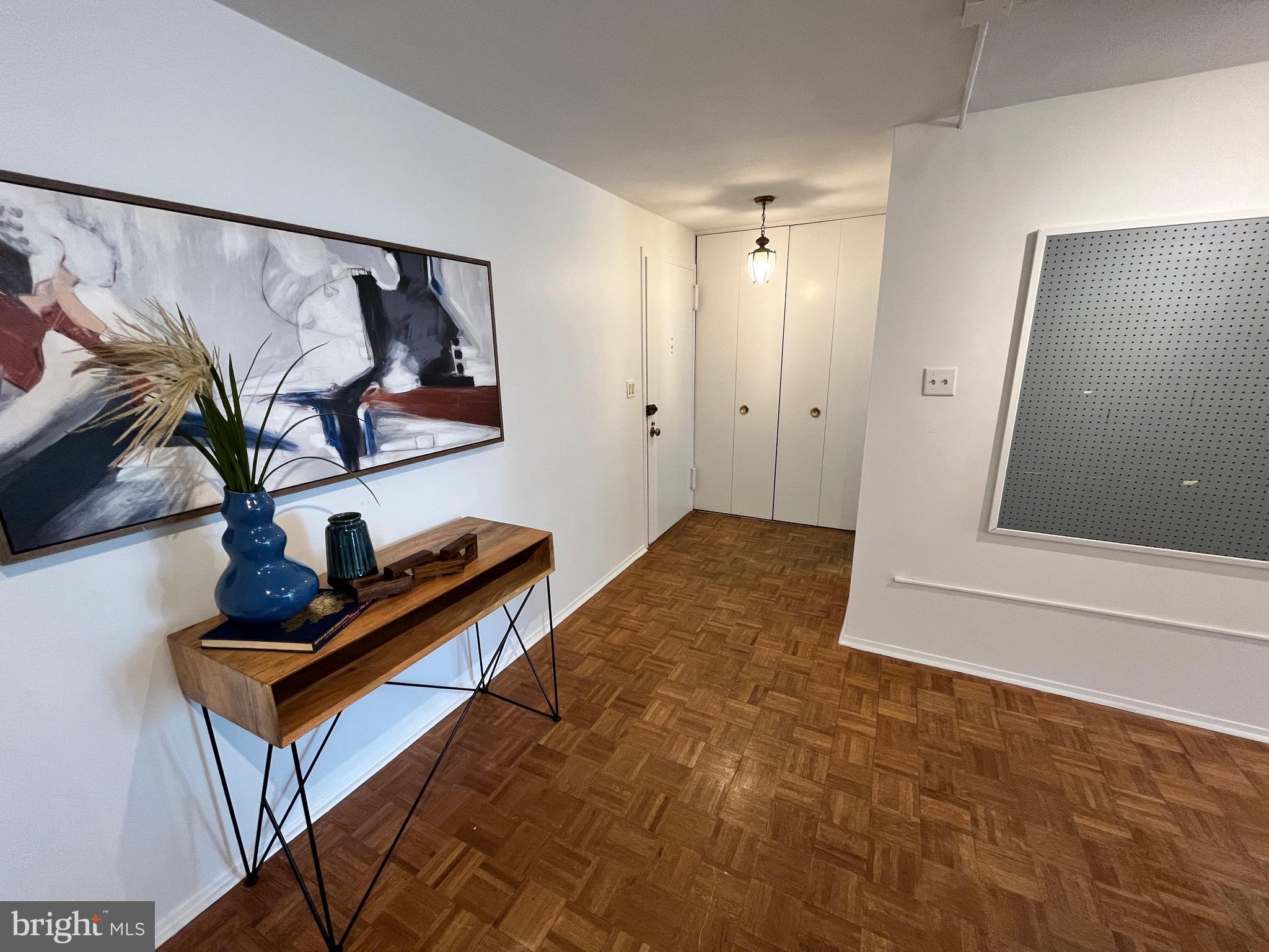 1919 Chestnut St #1320