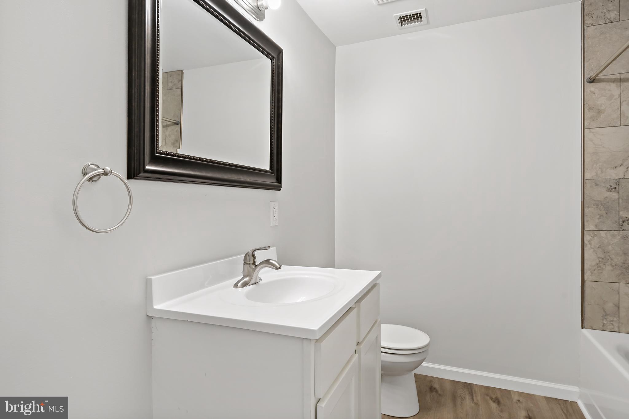 1625-27 Point Breeze Ave #2l