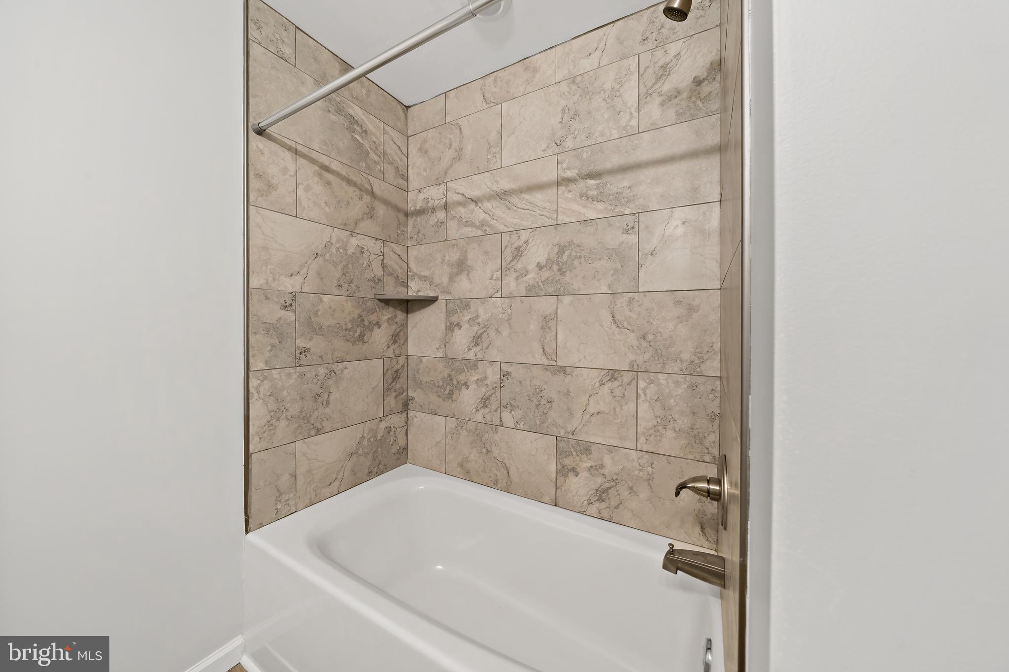 1625-27 Point Breeze Ave #2l