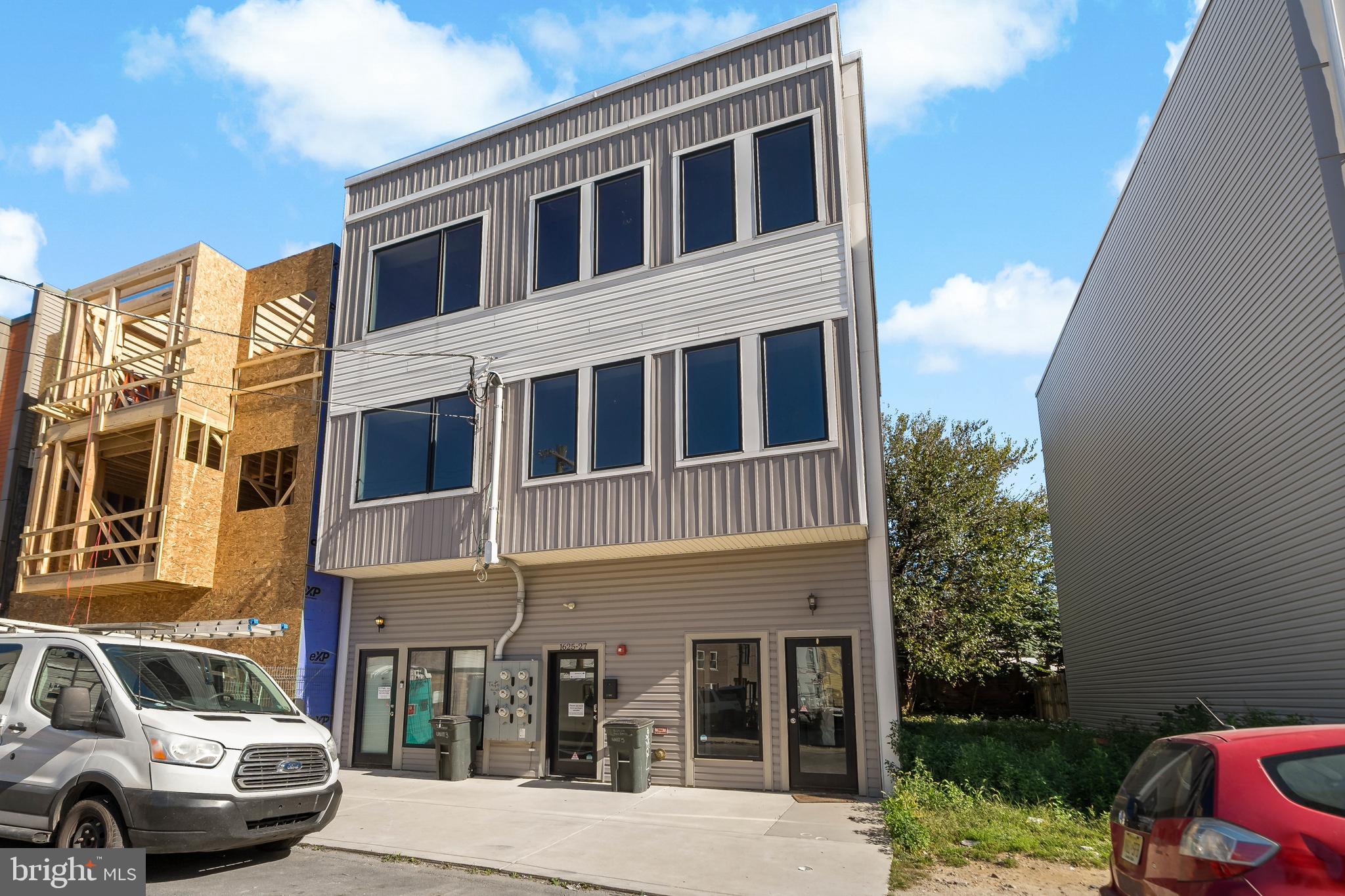 1625-27 Point Breeze Ave #2l