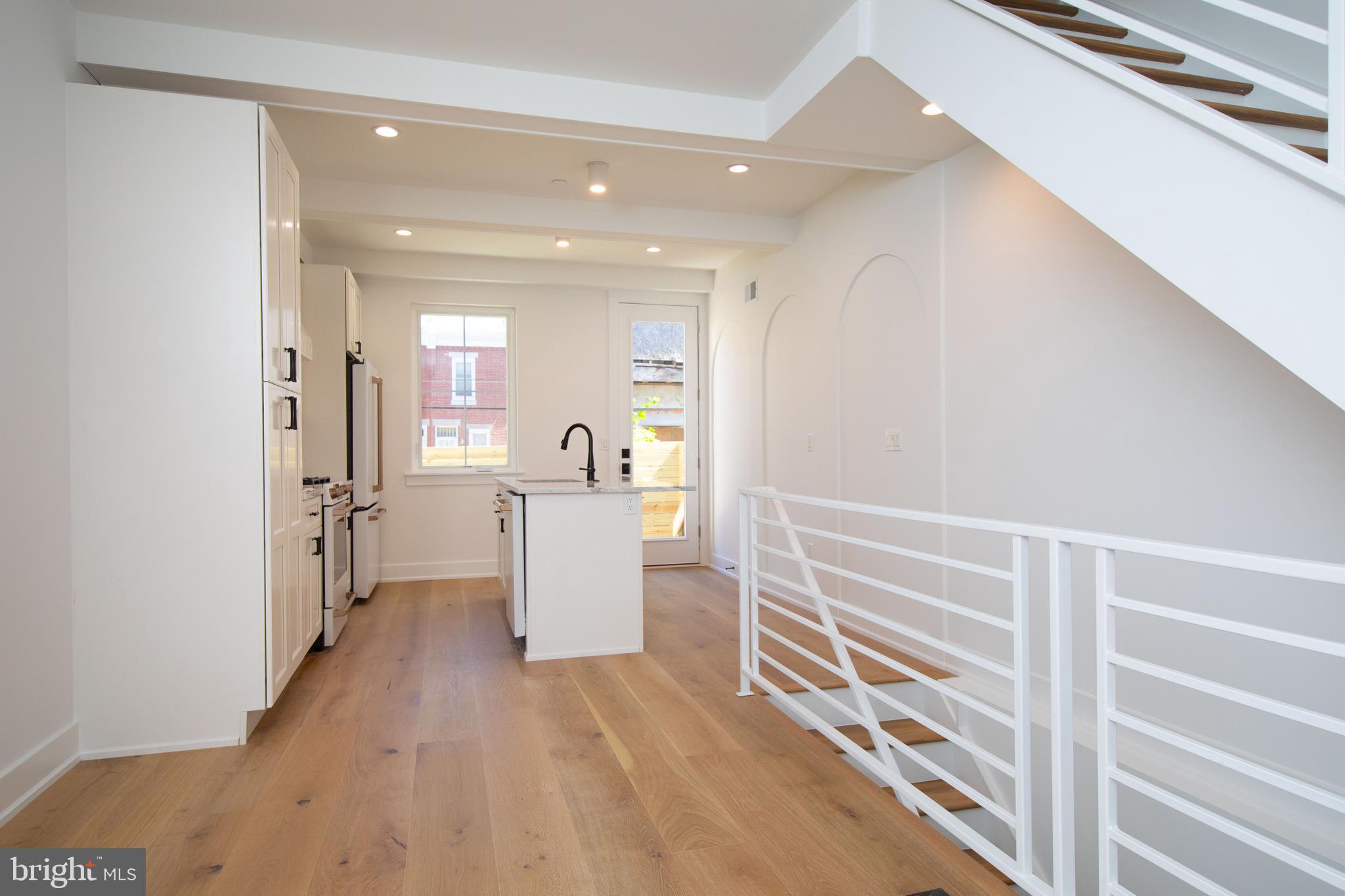 505 Mercy St