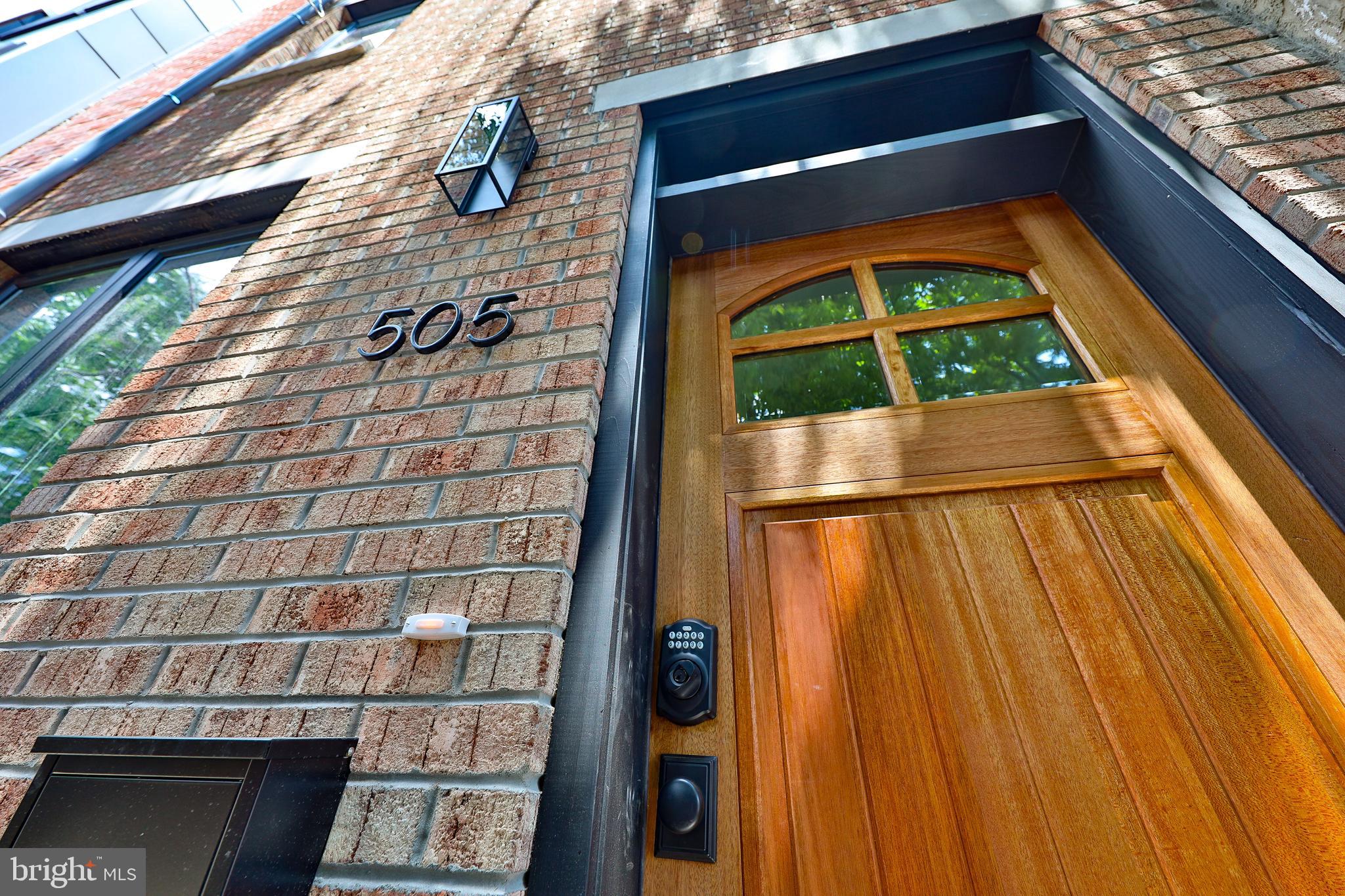 505 Mercy St