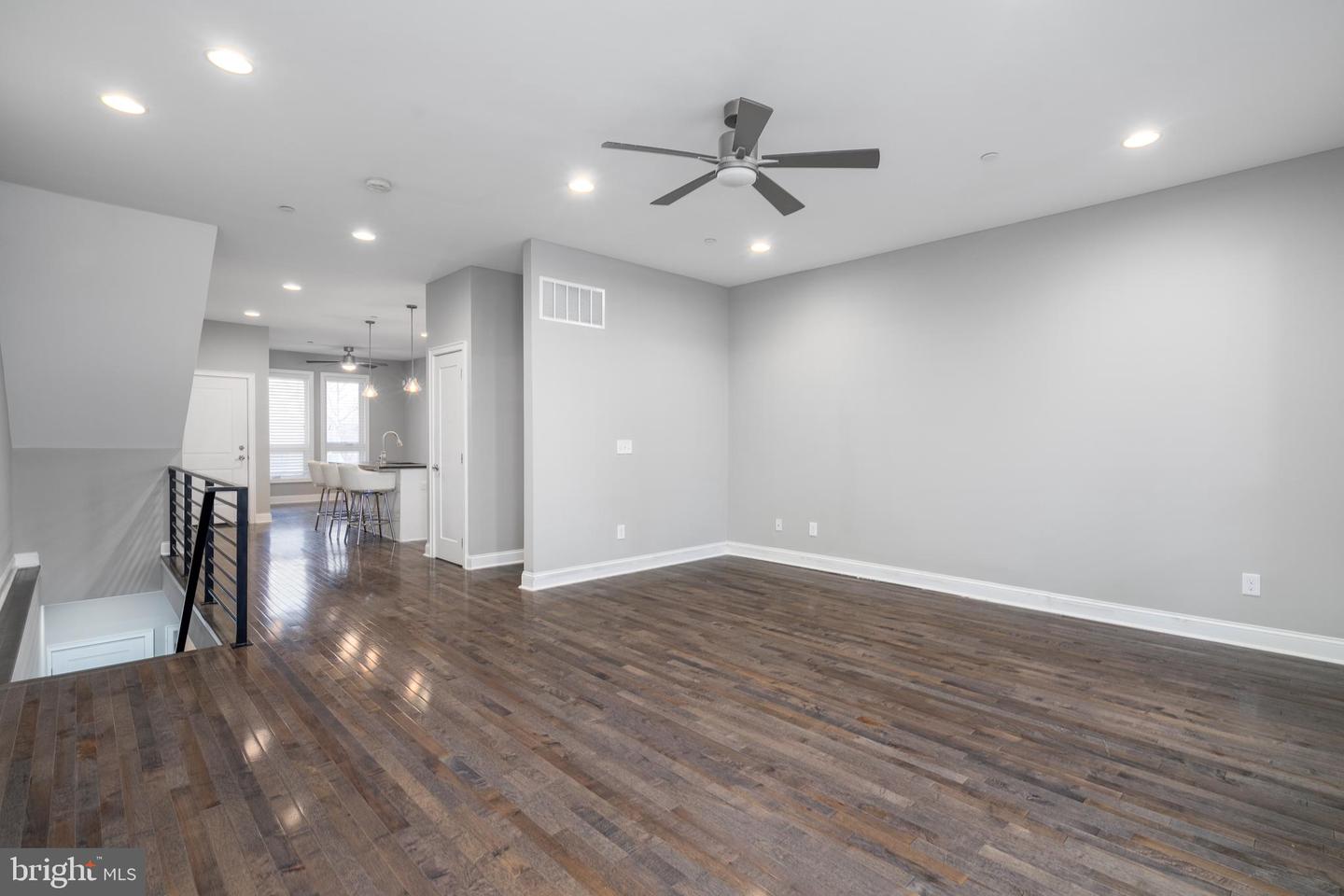 2130 E Sergeant St #1