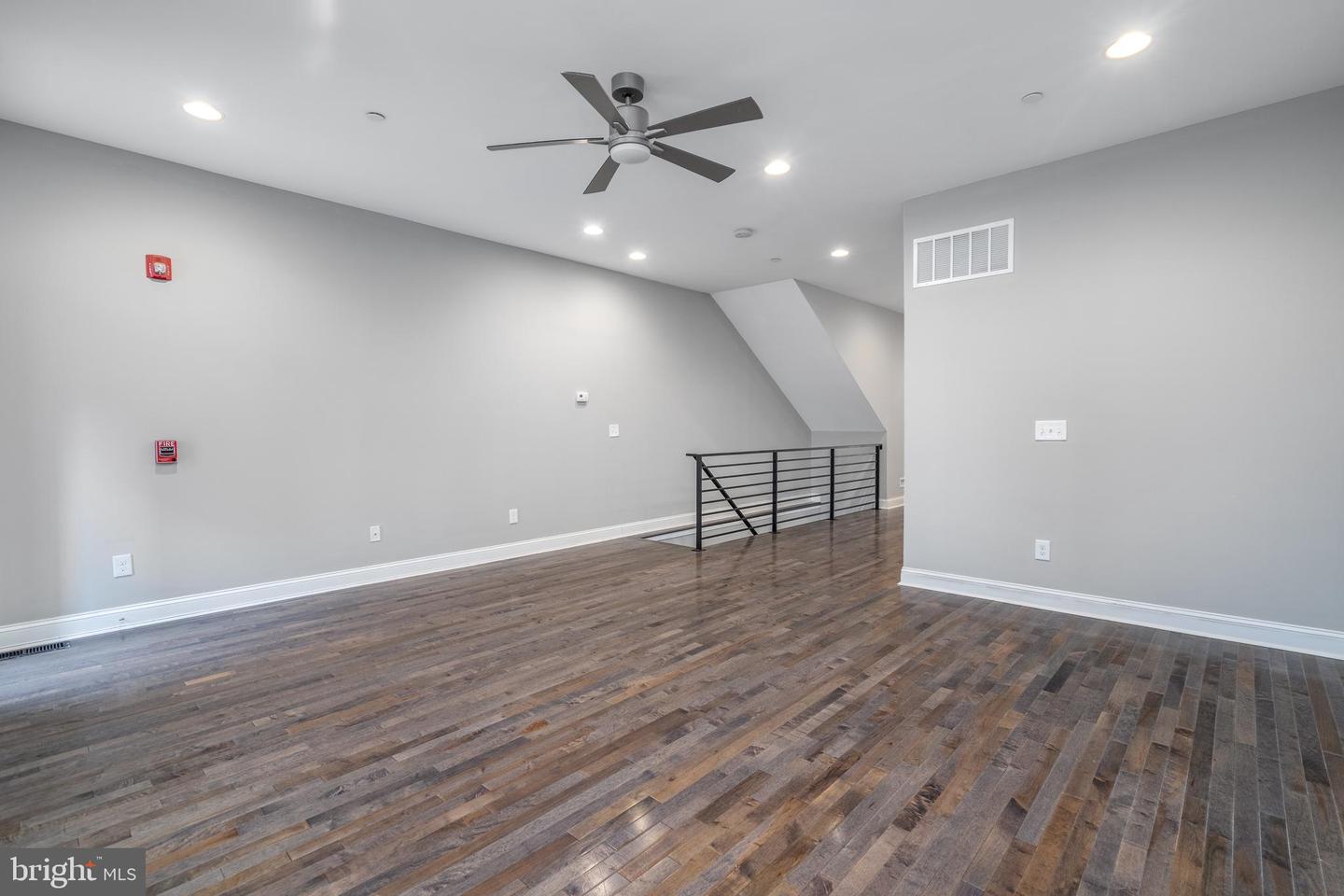 2130 E Sergeant St #1