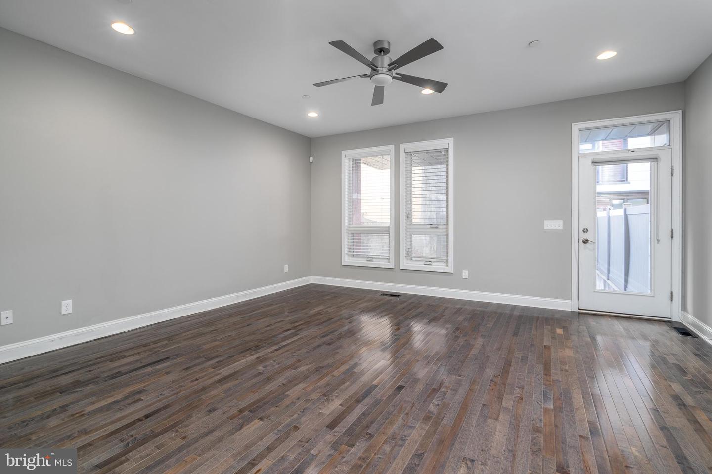 2130 E Sergeant St #1