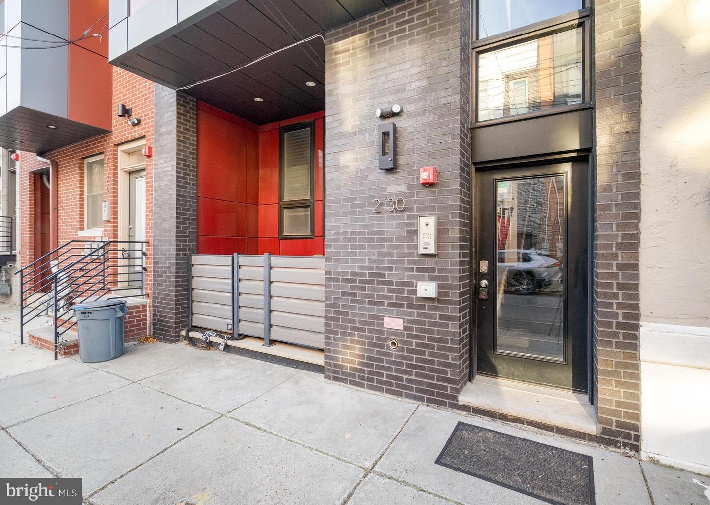 2130 E Sergeant St #1