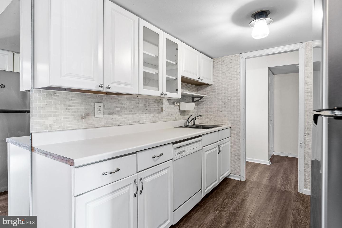 3750 Clarendon Ave #33