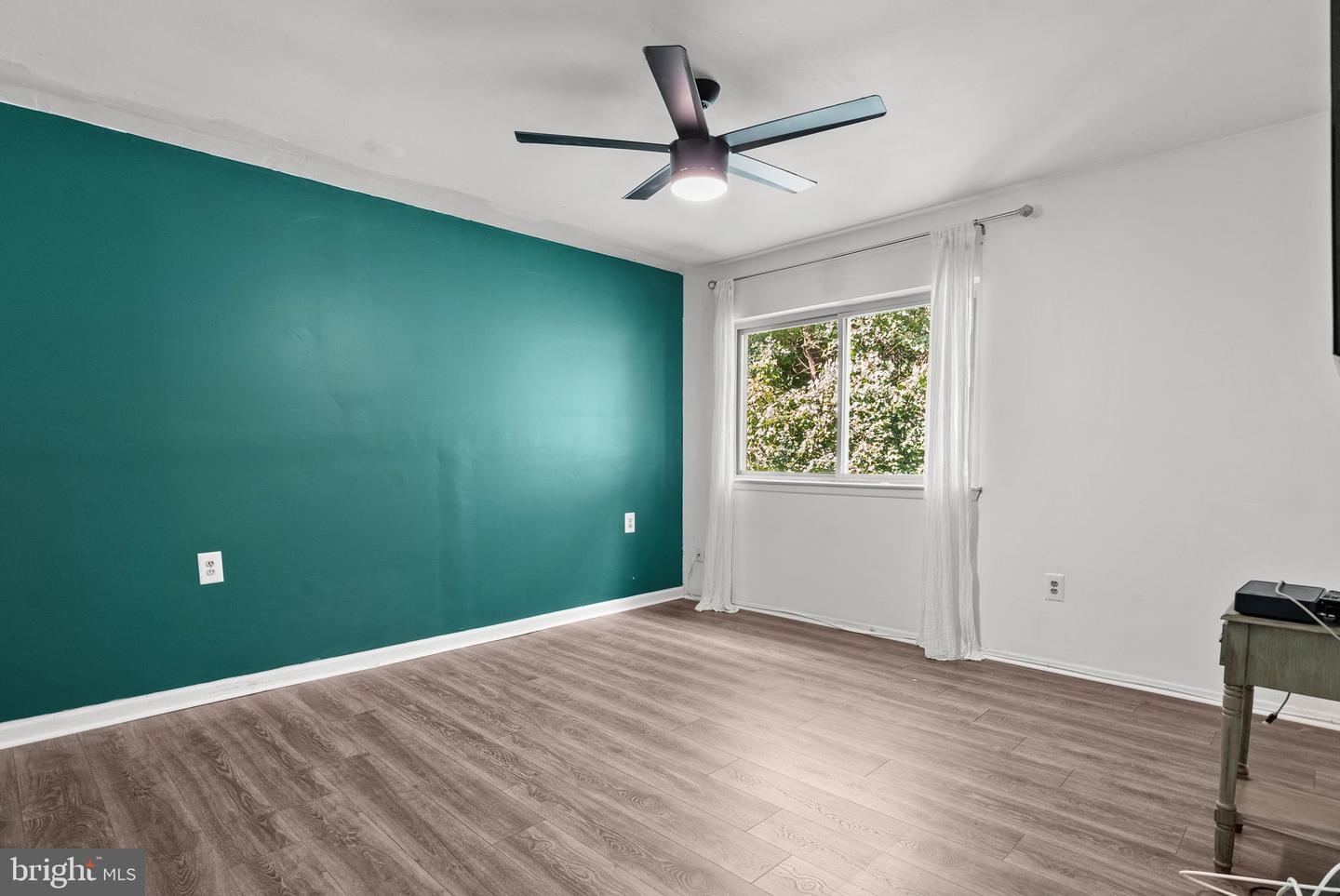 3750 Clarendon Ave #33