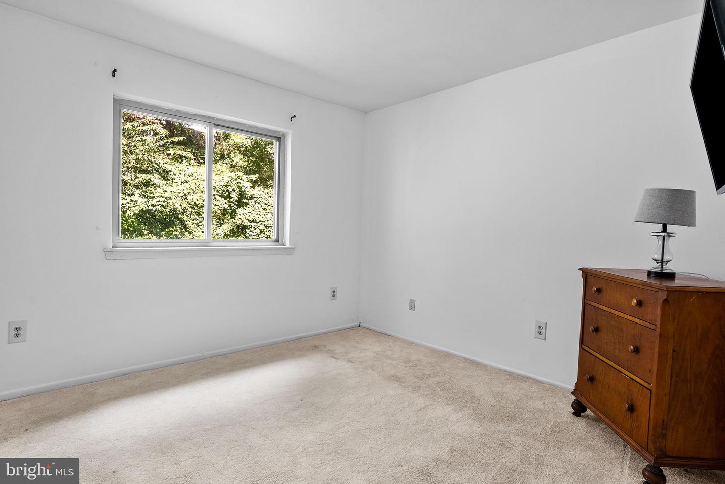 3750 Clarendon Ave #33