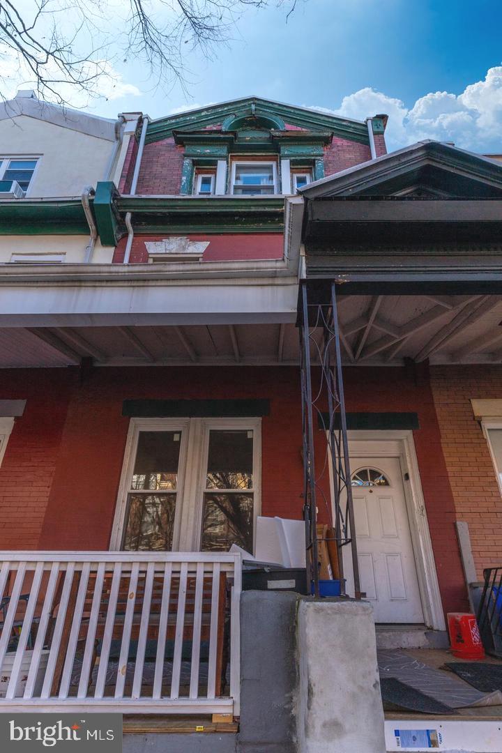 4928 Walton Ave