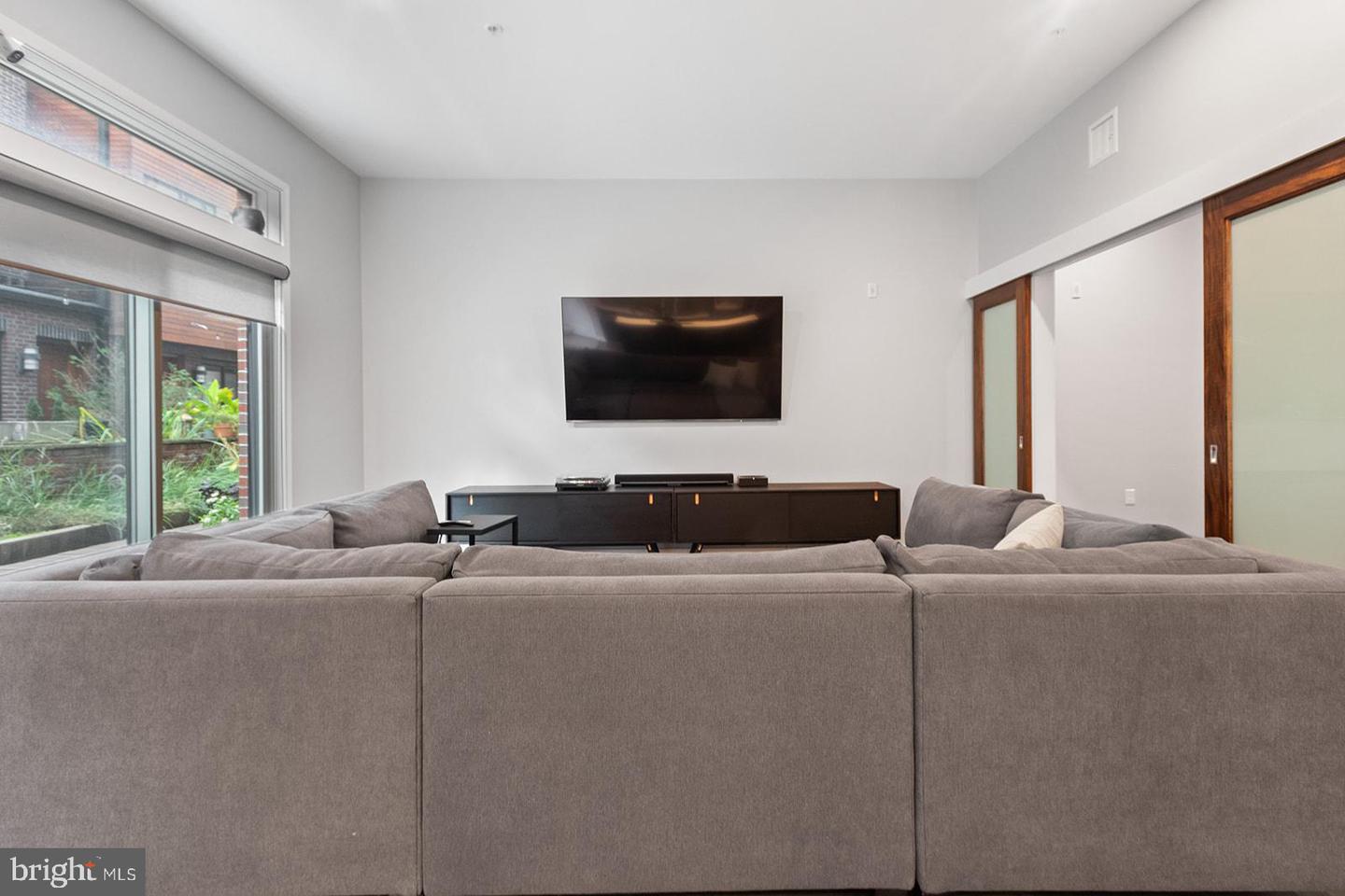 1247 E Columbia Ave #26