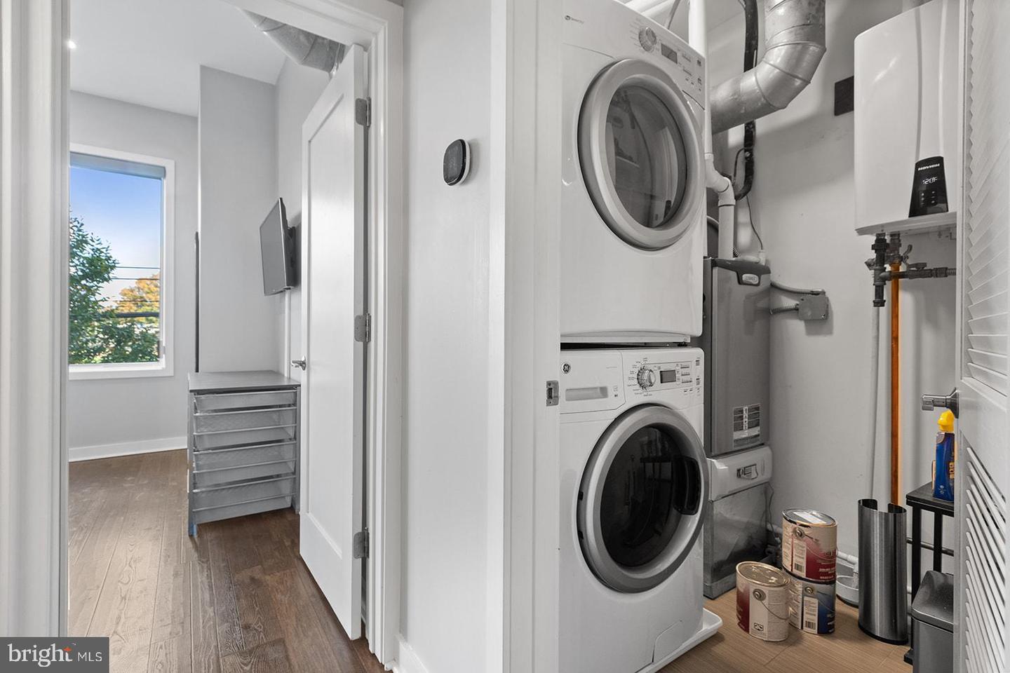 1247 E Columbia Ave #26